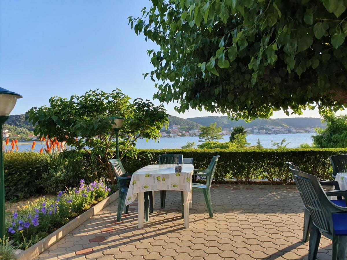 Apartmani Mira Supetarska Draga Εξωτερικό φωτογραφία