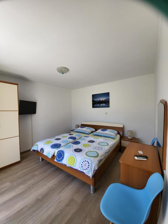 Apartmani Mira Supetarska Draga Εξωτερικό φωτογραφία