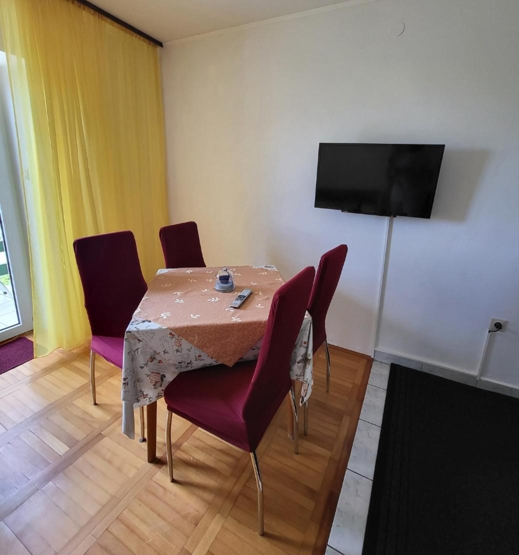 Apartmani Mira Supetarska Draga Εξωτερικό φωτογραφία