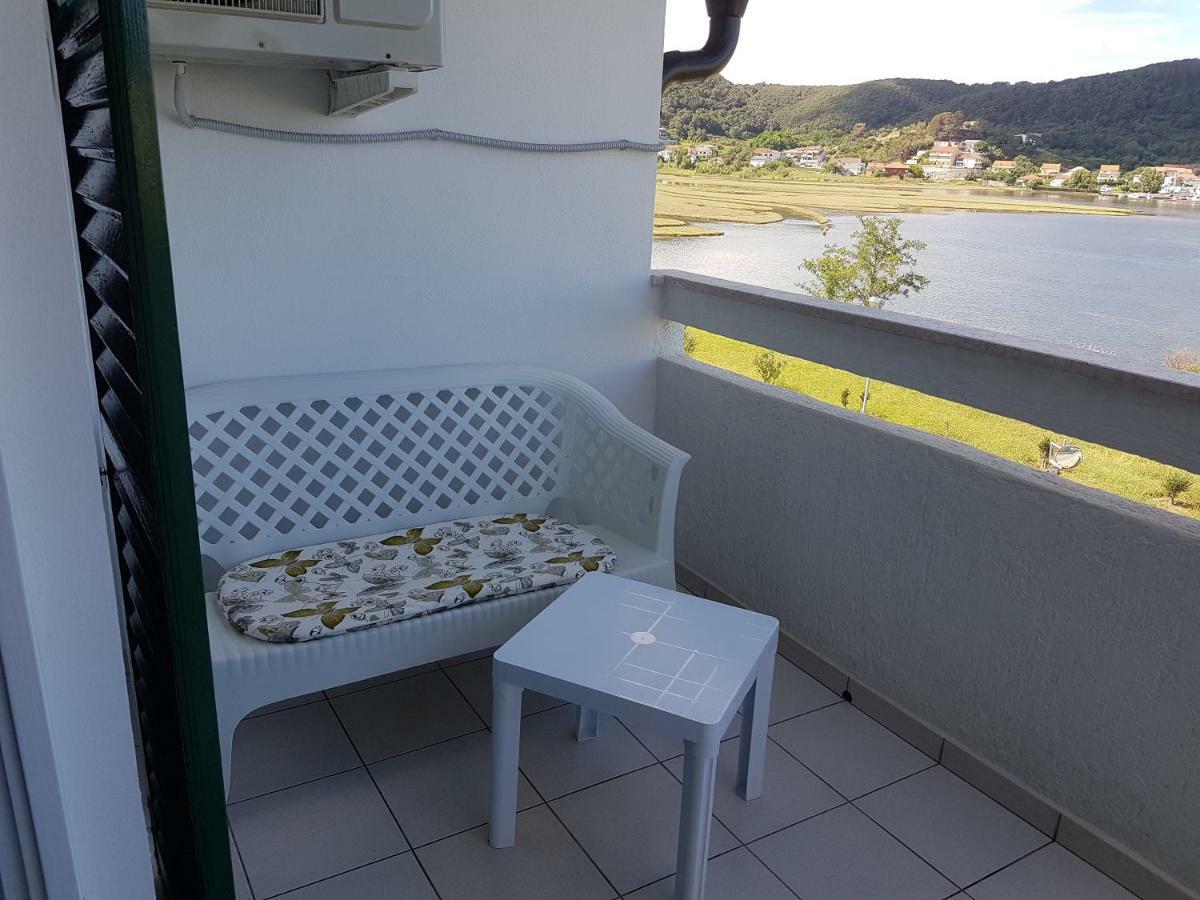 Apartmani Mira Supetarska Draga Εξωτερικό φωτογραφία