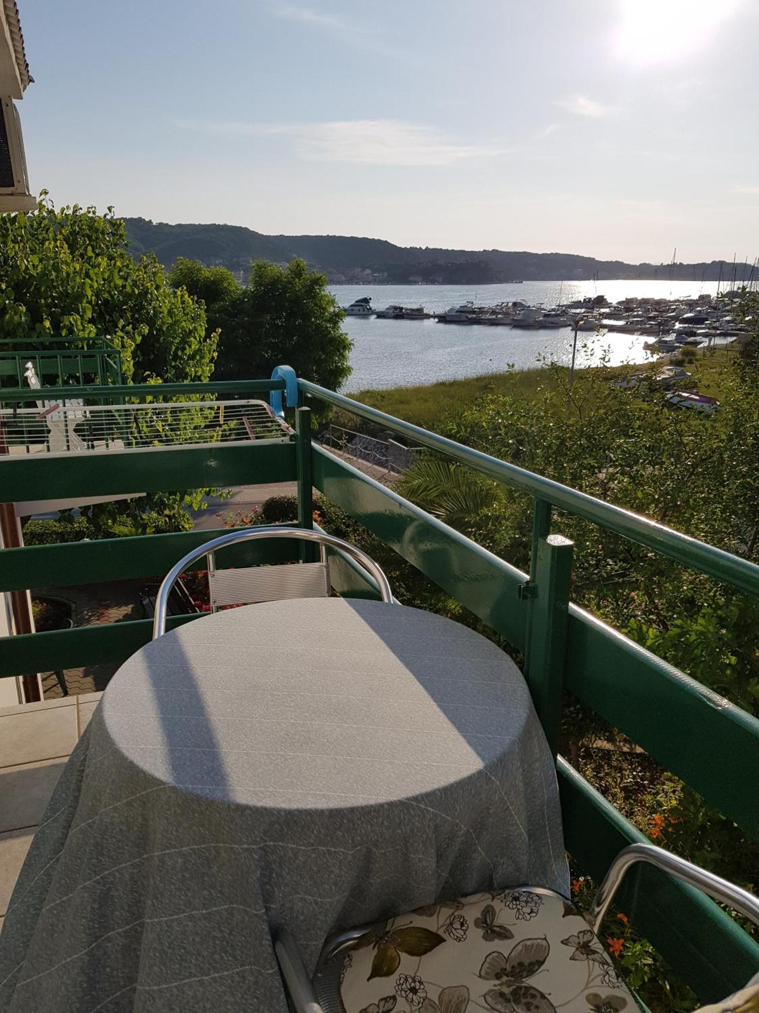Apartmani Mira Supetarska Draga Εξωτερικό φωτογραφία