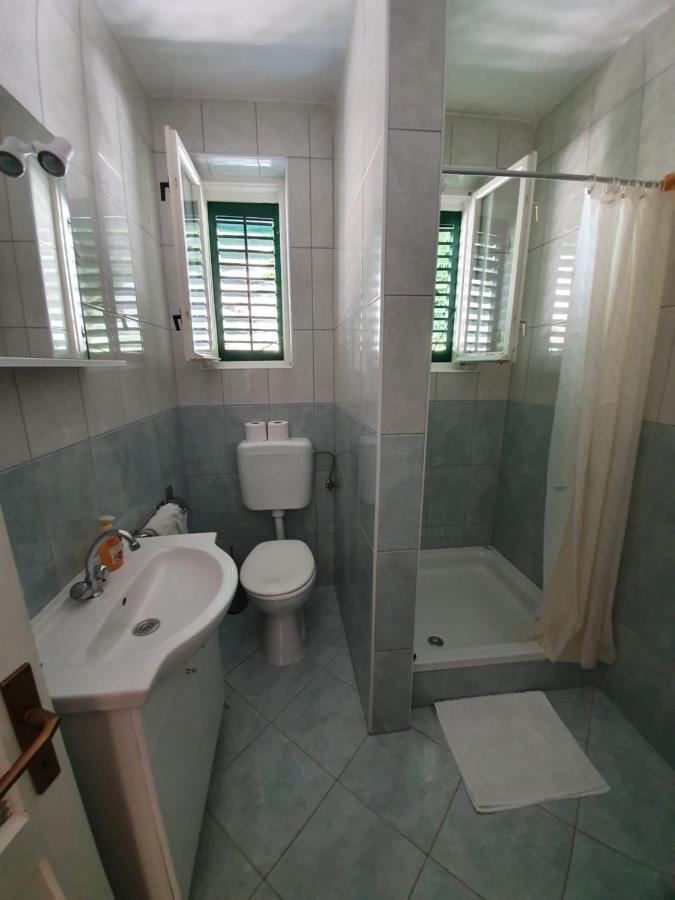 Apartmani Mira Supetarska Draga Εξωτερικό φωτογραφία